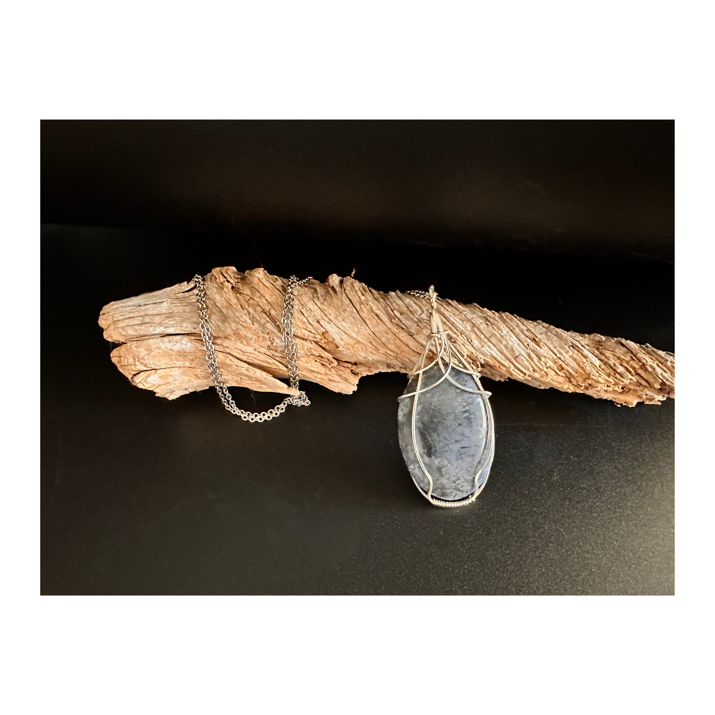 Grey/Blue Agate Pendant